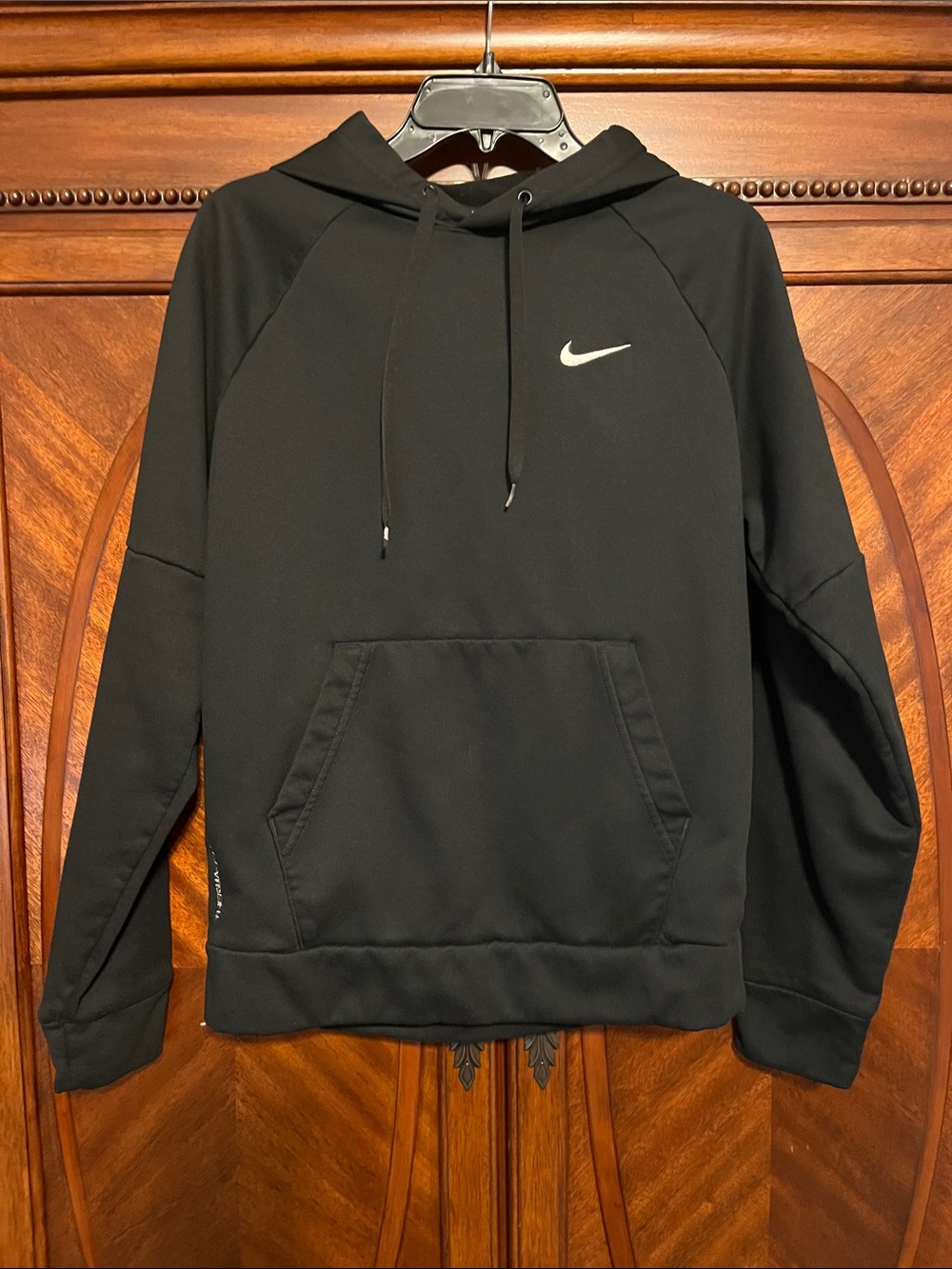 Nike Black Men’s Therma-Fit Hoodie